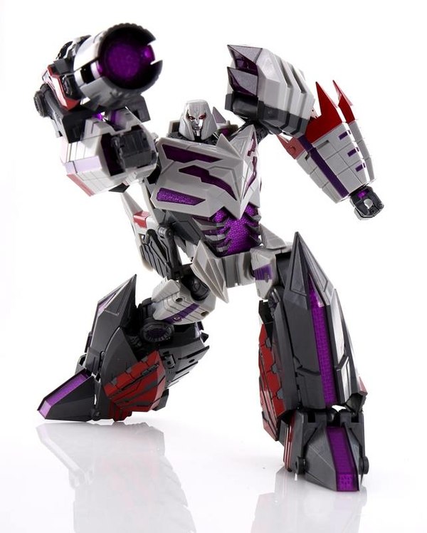 Planet X Pluto Unofficial War For Cybertron Megatron Color Production Sample Photos 23 (23 of 34)